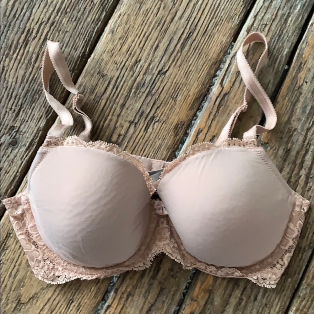 Victoria’s Secret Dream Angels Lined Demi bra 34D